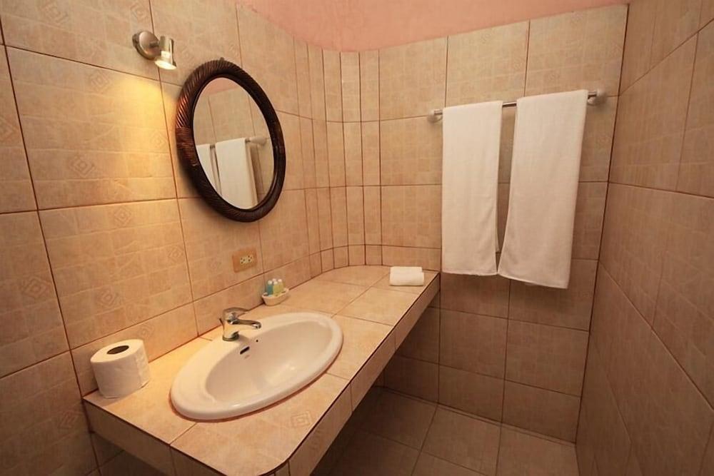 Wazzah Resort Bungalows เกาะสมุย ภายนอก รูปภาพ