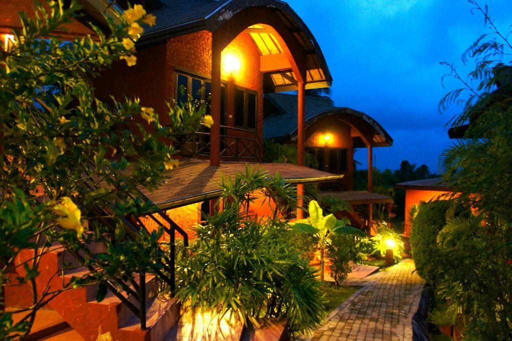 Wazzah Resort Bungalows เกาะสมุย ภายนอก รูปภาพ